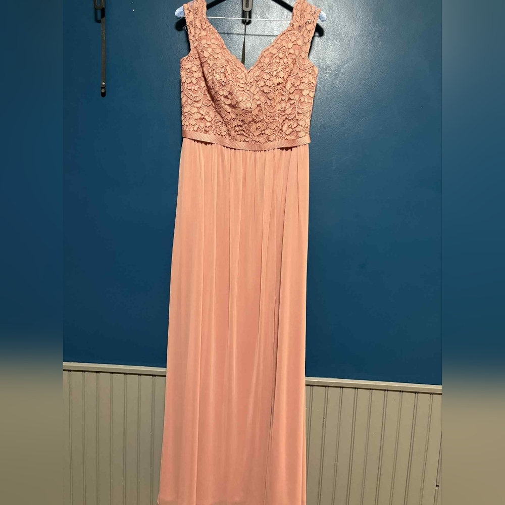 Elegant Lace Dusty Rose Evening Gown